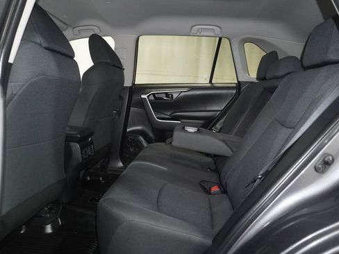 Used 2023 Toyota RAV4 LE AWD/4WD image 14