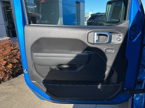 New 2026 Jeep Wrangler Unlimited Sport image 17