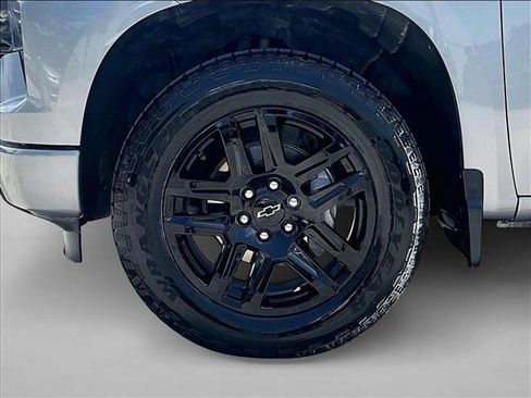 Used 2024 Chevrolet Silverado 1500 Custom w/ Turbomax Blackout Package RWD image 10
