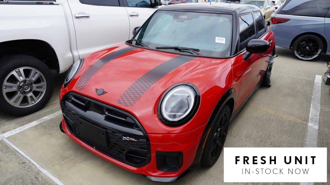 Used 2025 MINI Cooper S FWD image 1