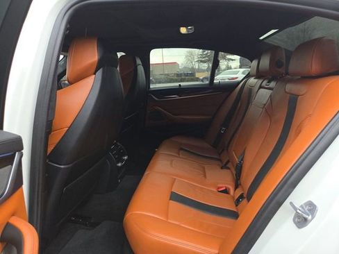 Used 2018 BMW M5 w/ Executive Package image 10