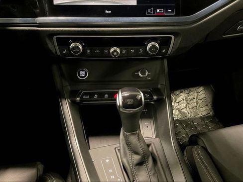 Certified 2023 Audi Q3 2.0T Premium w/ Black Optic Sport Package image 32