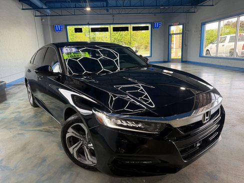 Used 2019 Honda Accord EX image 5