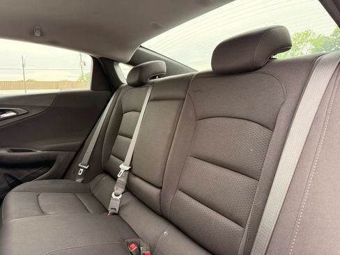 Used 2020 Chevrolet Malibu LT FWD image 13