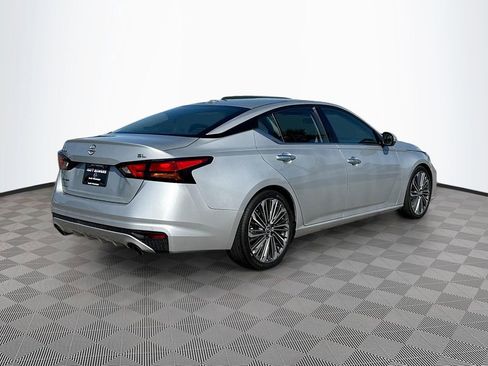 Used 2023 Nissan Altima 2.5 SL image 5