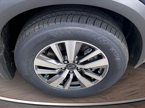 New 2026 Nissan Pathfinder SL image 12