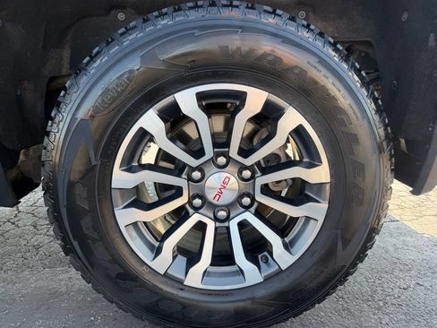 Used 2019 GMC Sierra 1500 AT4 w/ AT4 Preferred Package AWD/4WD image 20