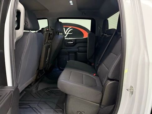 Used 2020 Chevrolet Silverado 1500 Custom Trail Boss w/ Custom Convenience Package image 15