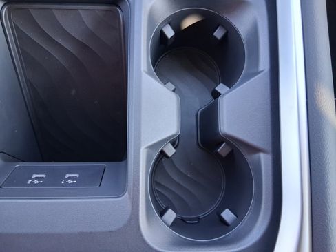 New 2026 Nissan Armada SV image 20