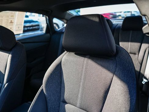 Used 2025 Honda Accord Sport image 24