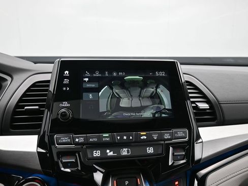 Certified 2024 Honda Odyssey Touring image 35