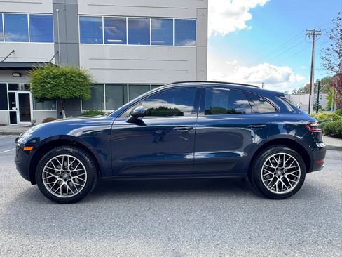 Used 2018 Porsche Macan Sport Edition AWD/4WD image 6