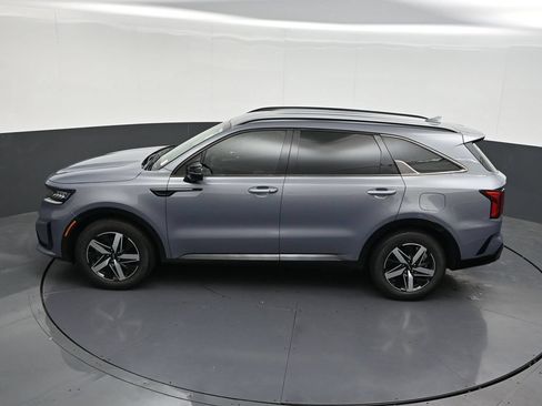 Used 2023 Kia Sorento S FWD image 18