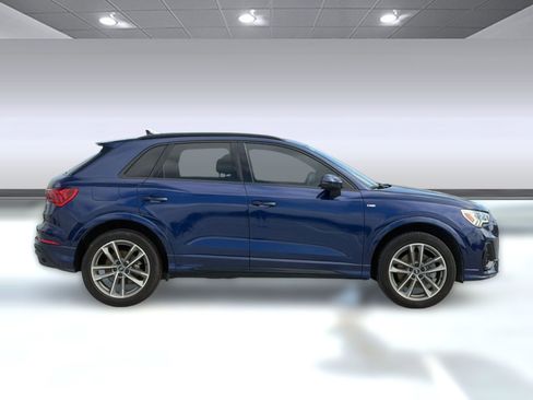 Certified 2023 Audi Q3 2.0T Premium w/ Black Optic Sport Package AWD/4WD image 8
