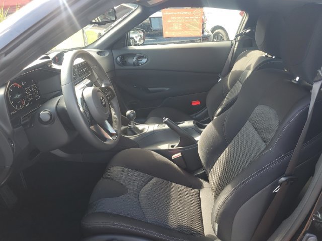 Certified 2025 Nissan Z Sport w/ Floor Mat Package RWD image 12