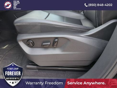 Used 2023 Volkswagen Atlas SE w/ Panoramic Sunroof Package FWD image 12