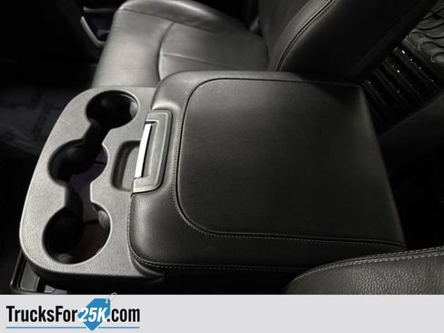 Used 2019 RAM 1500 Laramie w/ Convenience Group image 20