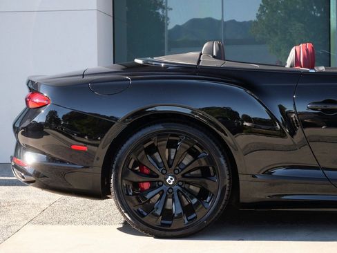 New 2026 Bentley Continental GTC image 8