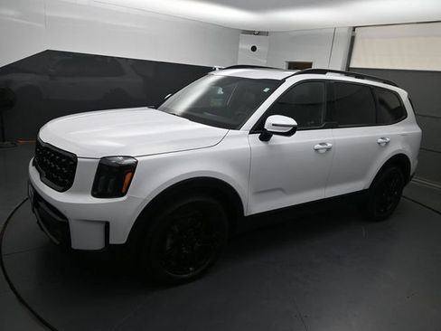 Used 2025 Kia Telluride SX X-Line AWD/4WD image 17