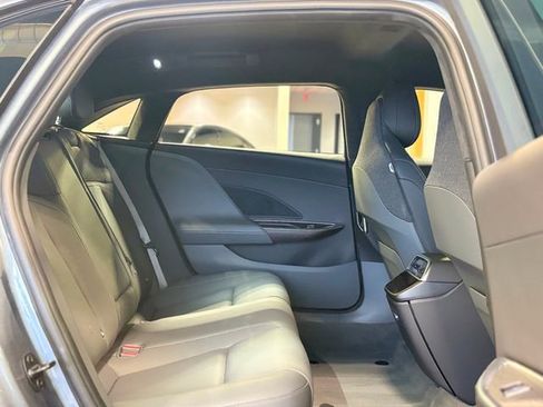 Used 2024 Lucid Air Touring image 12