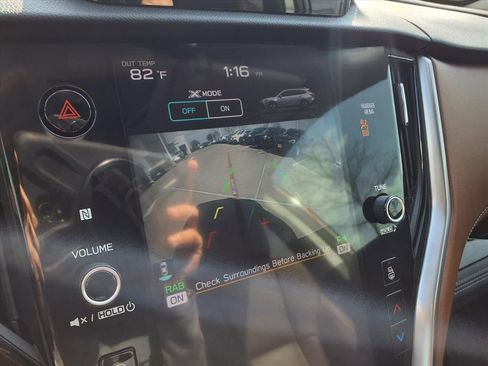 Used 2020 Subaru Outback Touring w/ Popular Package #2 image 20