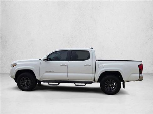 Used 2023 Toyota Tacoma SR5 RWD image 8