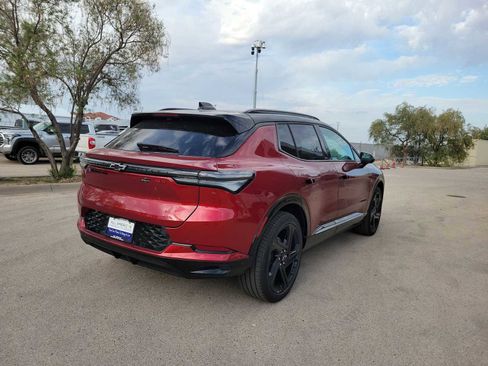 New 2026 Chevrolet Equinox EV RS w/ Active Safety Package 3 AWD/4WD image 8