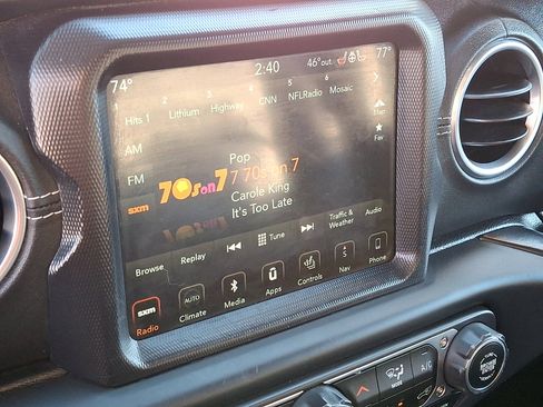 Used 2018 Jeep Wrangler Unlimited Sahara w/ Dual Top Group image 16