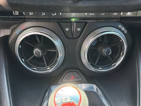 Used 2021 Chevrolet Camaro SS RWD image 27