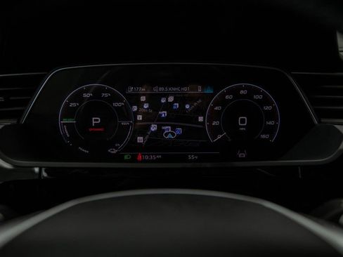 Used 2023 Audi e-tron S Prestige w/ Prestige Package AWD/4WD image 19