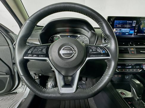 Used 2024 Nissan Altima 2.5 SL AWD/4WD image 15