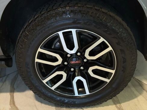 Used 2022 GMC Yukon AT4 w/ AT4 Premium Plus Package image 85