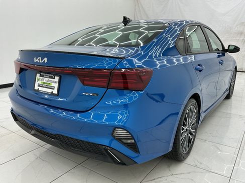 Used 2022 Kia Forte GT-Line w/ GT-Line Premium Package FWD image 9
