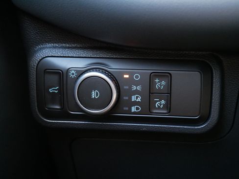 Used 2026 Ford Explorer Active w/ Active Comfort Package AWD/4WD image 26