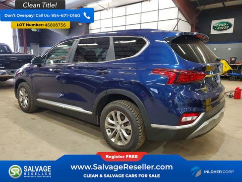 Used 2019 Hyundai Santa Fe SE image 3