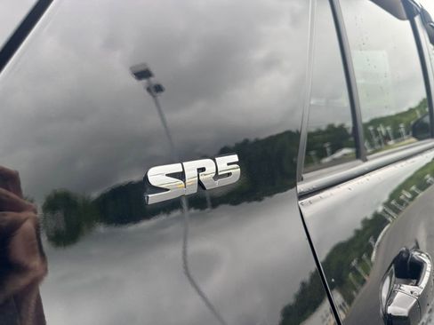 Used 2014 Toyota 4Runner SR5 Premium AWD/4WD image 27