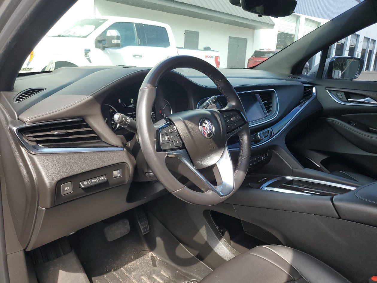 Used 2024 Buick Enclave Avenir w/ Trailering Package, 5000 lbs. FWD image 19