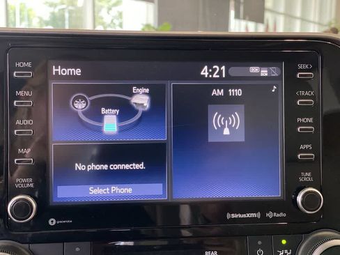 Used 2022 Toyota Highlander XLE AWD/4WD image 19