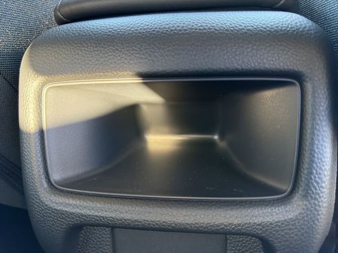 New 2026 Honda HR-V LX image 32