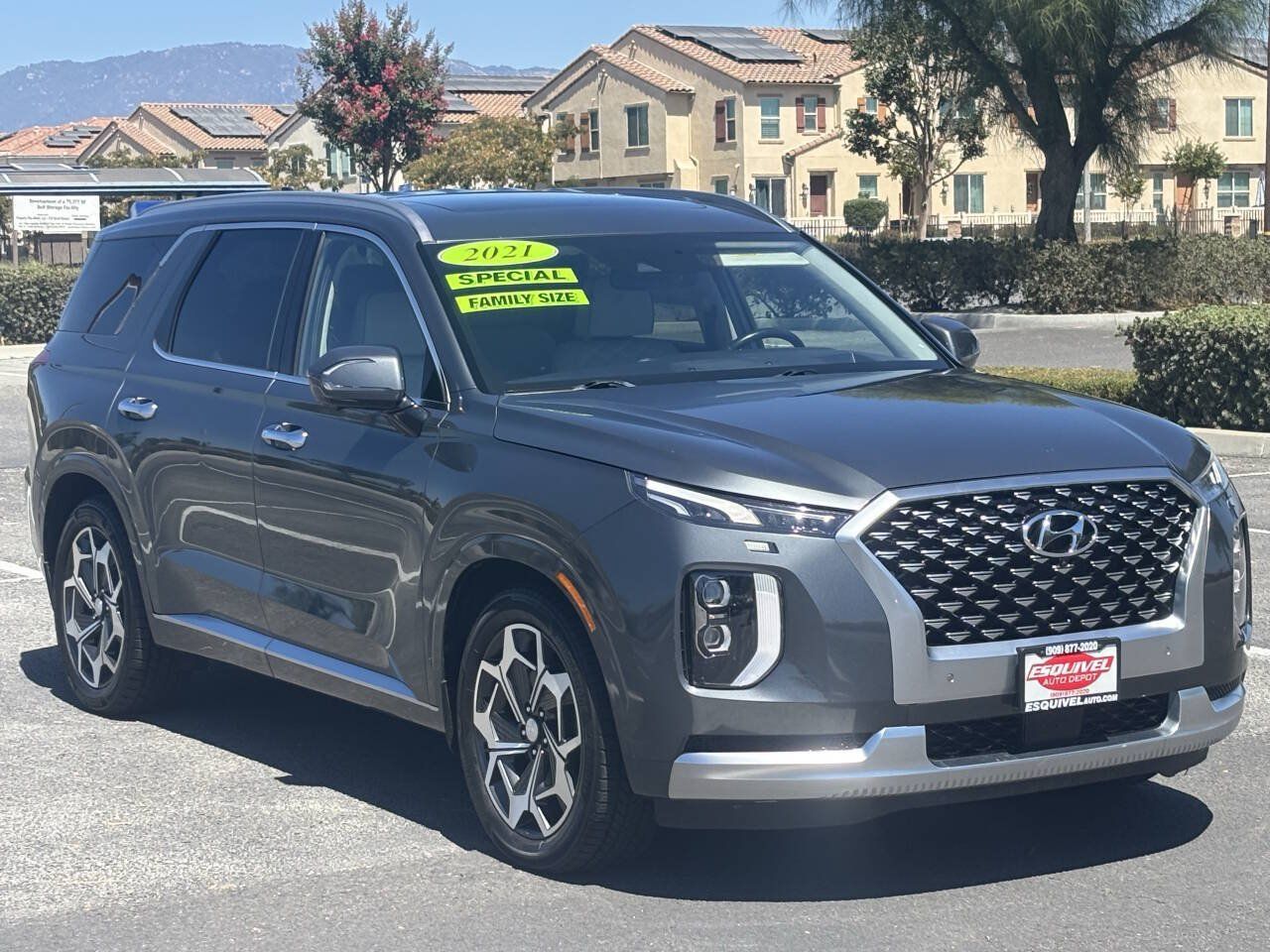 Used 2021 Hyundai Palisade Calligraphy w/ Winter Package AWD/4WD image 1