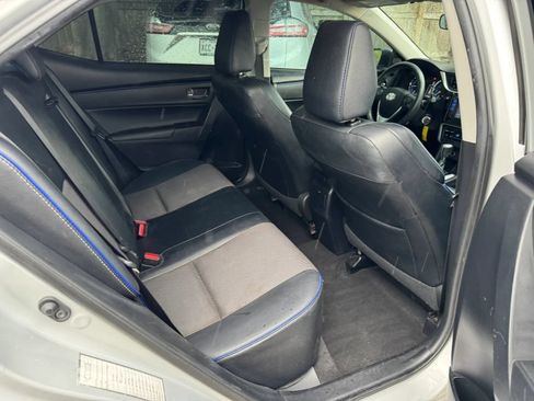 Used 2017 Toyota Corolla SE FWD image 22