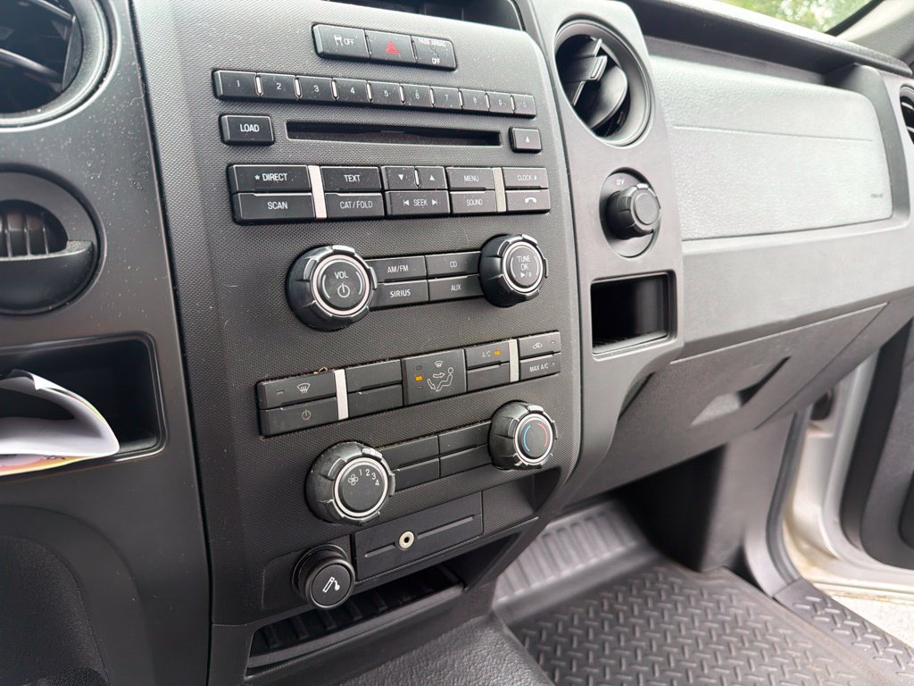 Used 2011 Ford F150 STX w/ STX Decor Pkg RWD image 4