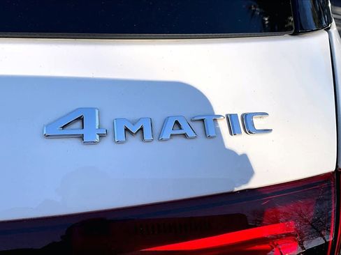 Used 2024 Mercedes-Benz GLE 450 4MATIC image 18