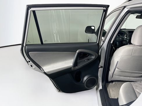 Used 2012 Toyota RAV4 4WD w/ Value Pkg image 24