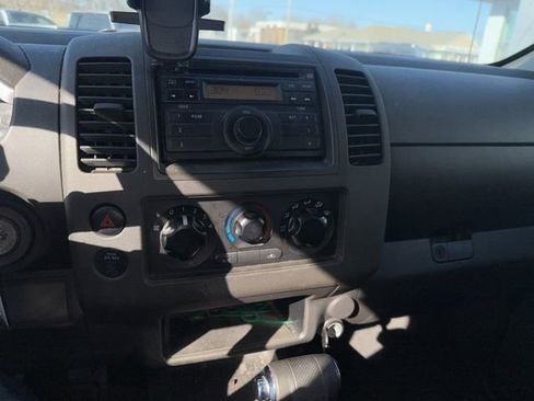 Used 2011 Nissan Frontier S w/ S Preferred Pkg image 39