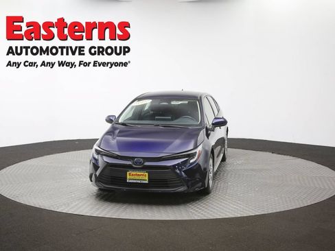 Used 2023 Toyota Corolla LE w/ Carpet Mat Package (TMS) FWD image 48