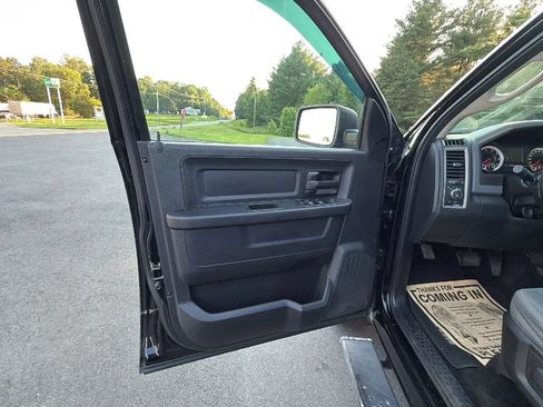 Used 2015 RAM 1500 Express AWD/4WD image 13