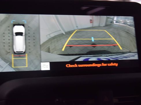 Used 2025 Toyota Land Cruiser image 53