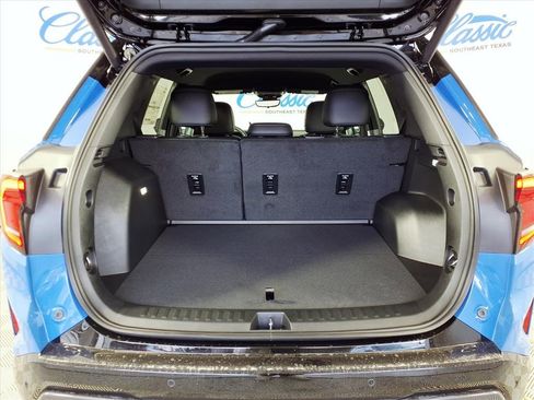 New 2026 GMC Terrain AT4 w/ Convenience Package III image 9