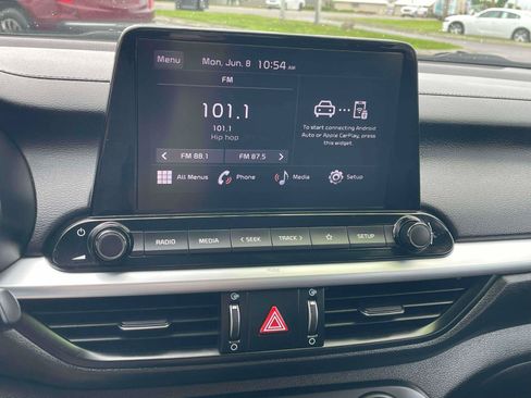 Used 2023 Kia Forte LXS FWD image 8